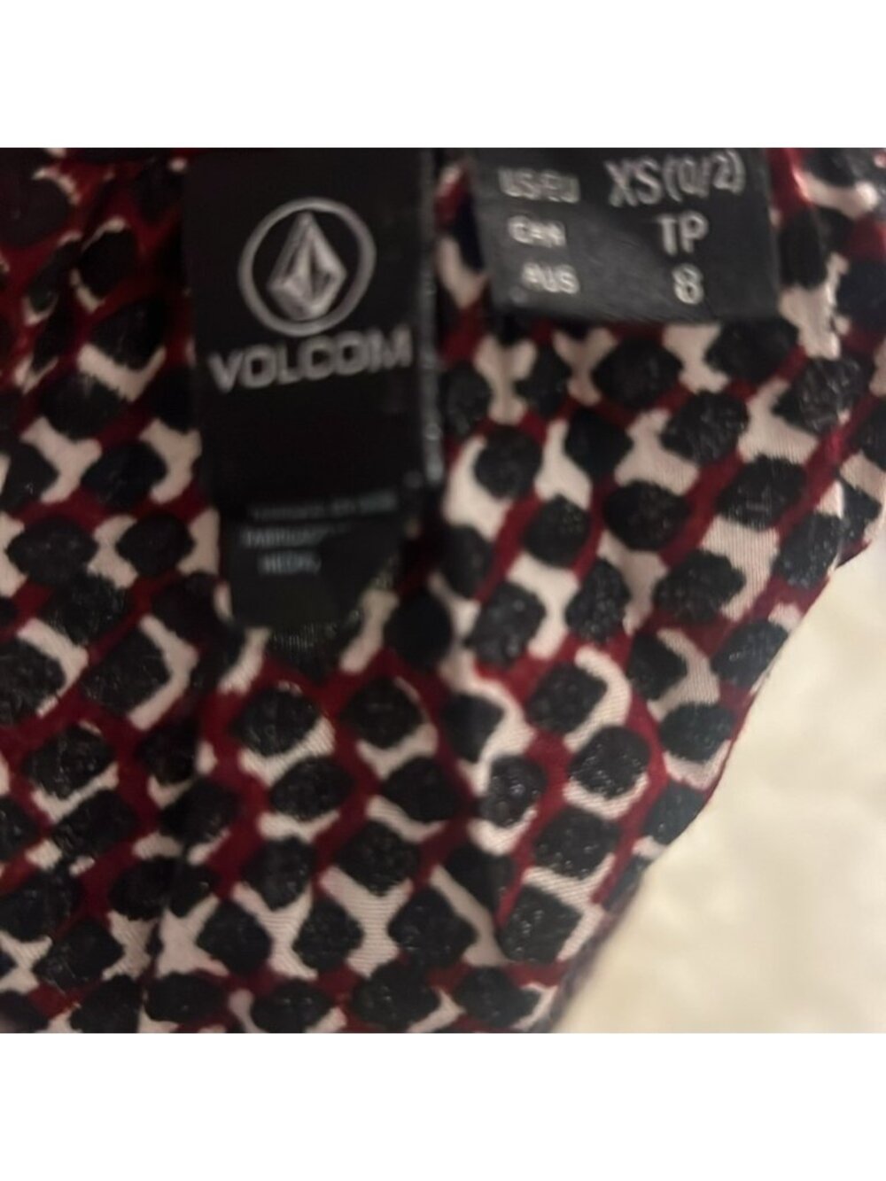 Volcom Top - Picture 5 of 5